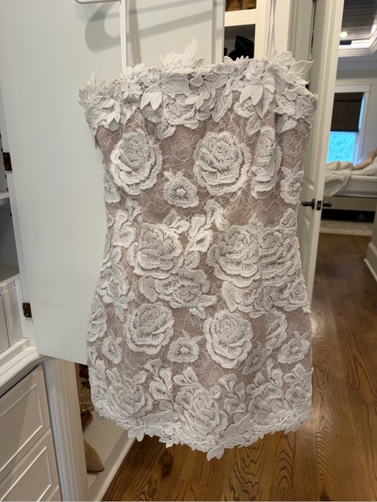 Lovers + Friends Dresses & Skirts - Lovers + Friends Cream Strapless Lace Mini Dress